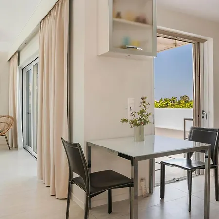 Ai Helis Beach House By Vintage Travel Вилла *