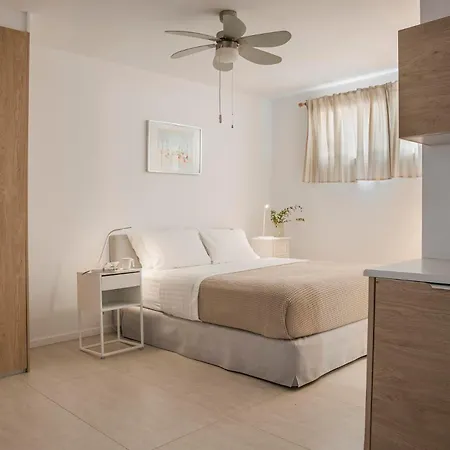 Ai Helis Beach House By Vintage Travel Villa
