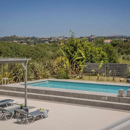 Ai Helis Beach House By Vintage Travel Villa